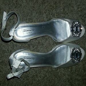 4/ $20 Dyable shoes! Size 6.5 nwt